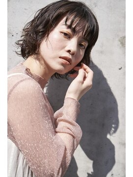 グレージュシースルーバングショートサイド