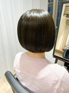 コンパクトボブ×オリーブカラー