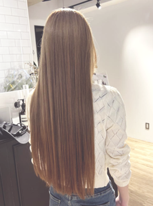 ベージュ×ダブルカラー×Aujua髪質改善トリートメント