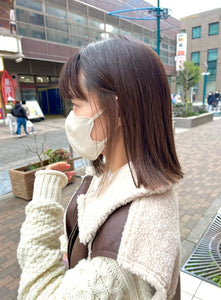 パツッとボブ ベージュ×インナーカラー