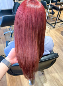 チェリーレッド